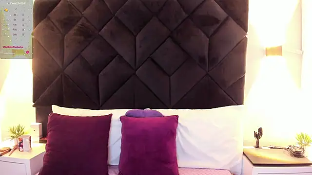 Snapshot of letiziia_sky1 chatting on December 19, 2025, 7:38 pm letiziia sky1 online show from December 19, 2025, 7:38 pm