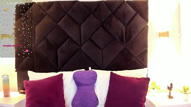 Snapshot of letiziia_sky1 chatting on November 4, 2025, 7:50 pm letiziia sky1 online show from November 4, 2025, 7:50 pm