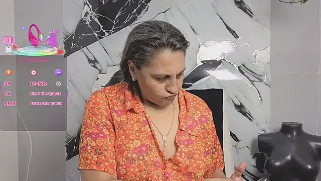 Snapshot of merlyna_goldens chatting on October 2, 2025, 11:19 pm merlyna goldens online show from October 2, 2025, 11:19 pm