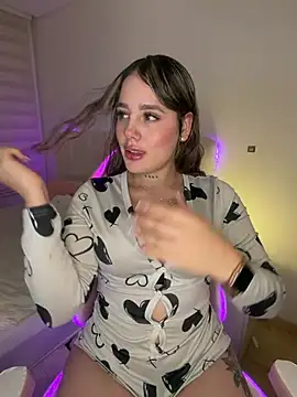 Zoe olsen online show from July 22, 2026, 4:03 am
