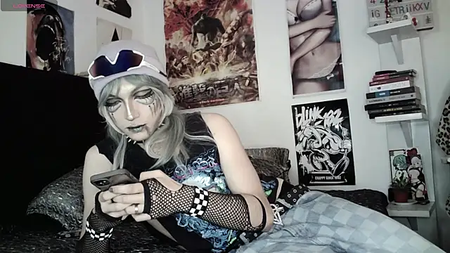 kiiler queen online show from April 10, 2026, 5:20 pm