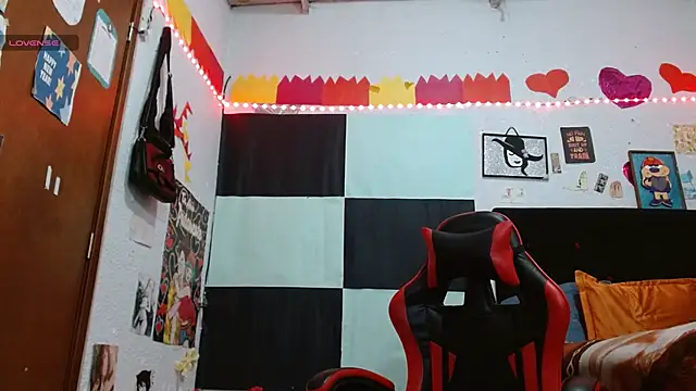 Snapshot of Saray_extrovert_ chatting on March 4, 2026, 4:09 am Saray extrovert online show from March 4, 2026, 4:09 am