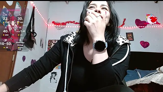 Saray extrovert  online show from September 17, 2025, 4:14 am