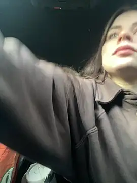 EllyNora online show from January 18, 2026, 10:40 am