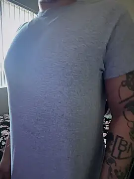 PeterGrandee online show from November 19, 2025, 8:31 pm