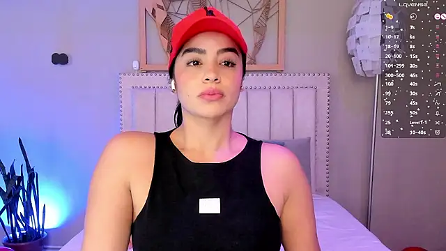 Paula Desousa online show from February 16, 2026, 3:32 pm