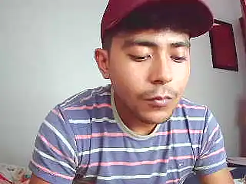 Snapshot of wailer_ chatting on December 30, 2024, 5:02 pm wailer online show from December 30, 2024, 5:02 pm