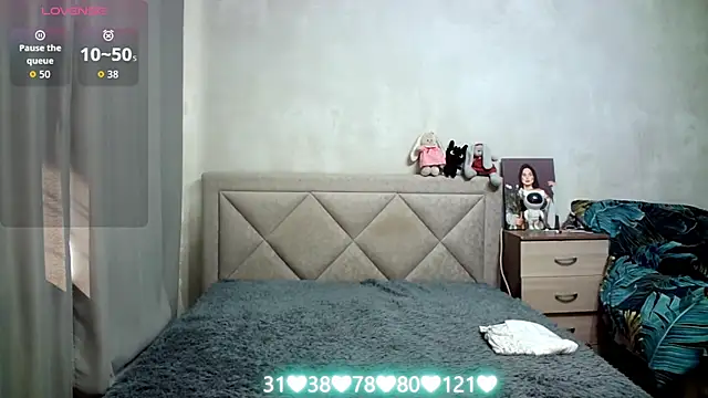 Snapshot of juliettkalen chatting on September 18, 2025, 10:40 am juliettkalen online show from September 18, 2025, 10:40 am