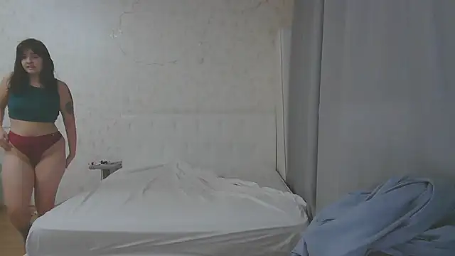 Snapshot of juliettkalen chatting on September 28, 2025, 1:23 am juliettkalen online show from September 28, 2025, 1:23 am