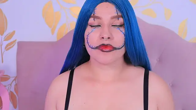 alix bay online show from October 10, 2025, 7:36 pm