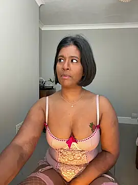 RoseMelanie online show from March 12, 2026, 8:07 am