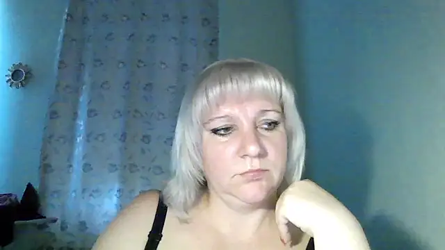 Snapshot of MeilomaWesa chatting on September 30, 2025, 11:05 am MeilomaWesa online show from September 30, 2025, 11:05 am