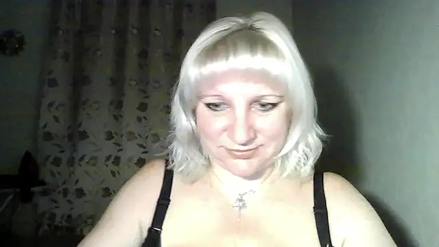 Snapshot of MeilomaWesa chatting on October 18, 2025, 6:43 pm MeilomaWesa online show from October 18, 2025, 6:43 pm