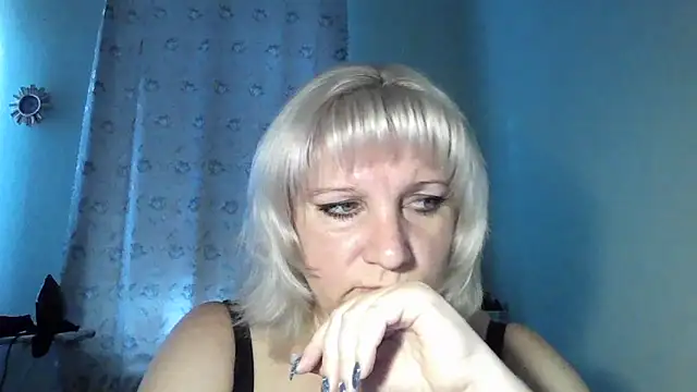 Snapshot of MeilomaWesa chatting on October 8, 2025, 11:56 am MeilomaWesa online show from October 8, 2025, 11:56 am