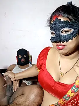 Snapshot of Something_61 chatting on February 16, 2025, 2:31 am Something 61 online show from February 16, 2025, 2:31 am