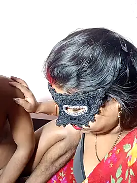 Snapshot of Something_61 chatting on February 3, 2025, 8:35 pm Something 61 online show from February 3, 2025, 8:35 pm