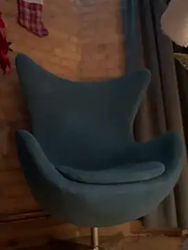 Demona696 online show from December 22, 2024, 5:21 pm