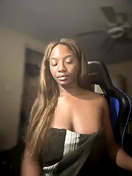 Snapshot of ExoticAquarius chatting on September 9, 2025, 4:22 am ExoticAquarius online show from September 9, 2025, 4:22 am