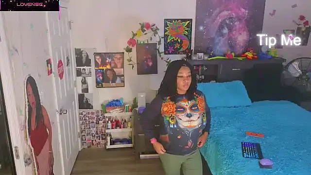 Snapshot of temptressbeauty24 chatting on October 29, 2025, 4:00 am temptressbeauty24 online show from October 29, 2025, 4:00 am