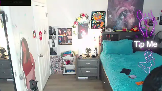 Snapshot of temptressbeauty24 chatting on October 23, 2025, 1:59 am temptressbeauty24 online show from October 23, 2025, 1:59 am