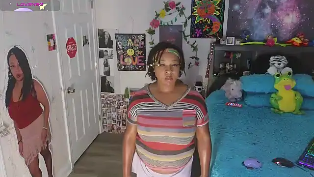 Snapshot of temptressbeauty24 chatting on October 6, 2025, 3:08 am temptressbeauty24 online show from October 6, 2025, 3:08 am