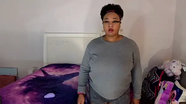 temptressbeauty24 online show from December 12, 2024, 8:03 am