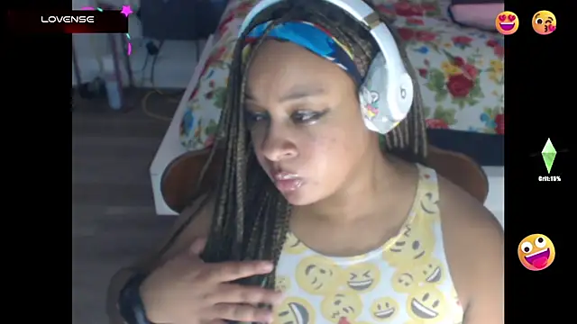 temptressbeauty24 online show from February 16, 2025, 8:33 pm