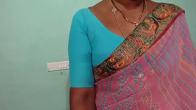 shrutitelugu69 online show from March 3, 2026, 2:57 pm