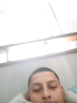 emrehliug12 online show from November 26, 2025, 3:01 pm