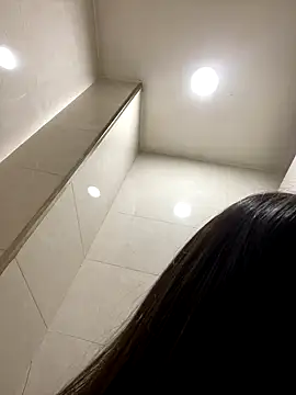 Asia-Lynn online show from October 11, 2025, 11:11 am