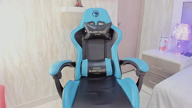 SussyRoss online show from October 23, 2025, 3:10 pm