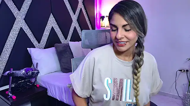 blonde cat15 online show from November 27, 2025, 2:12 am