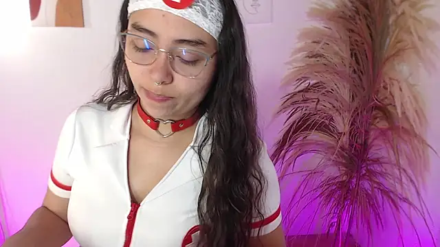  Kim  M online show from October 1, 2025, 12:09 pm