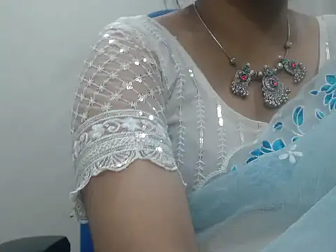 Lovely Siri 23 online show from April 17, 2026, 9:45 am