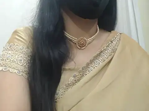 Lovely Siri 23 online show from July 11, 2026, 6:52 pm