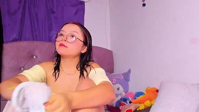 Snapshot of amy_18 chatting on September 27, 2025, 5:46 am amy 18 online show from September 27, 2025, 5:46 am