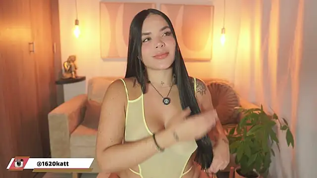 amelie gonzalez online show from June 26, 2026, 6:25 pm