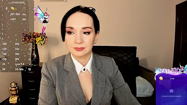 Sofia Ford online show from February 6, 2025, 1:32 pm