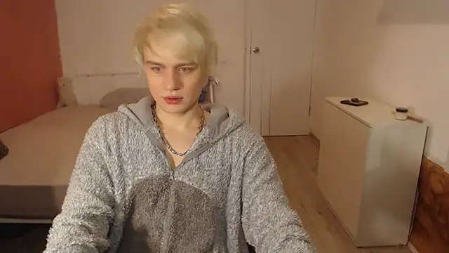 Oliver sweet  online show from January 7, 2026, 1:32 am