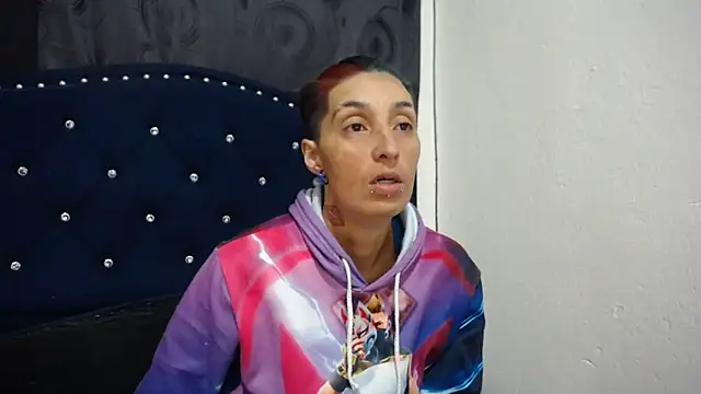 Snapshot of anyu1306 chatting on February 14, 2025, 10:58 pm anyu1306 online show from February 14, 2025, 10:58 pm