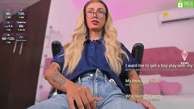 Snapshot of Miss_sagitario chatting on March 11, 2025, 3:12 pm Miss sagitario online show from March 11, 2025, 3:12 pm