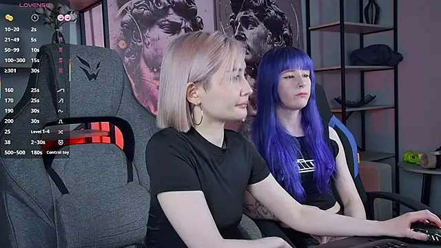 ReiYosimoto online show from November 28, 2025, 4:18 pm