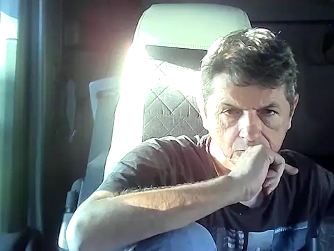 czarek888 online show from October 12, 2025, 7:32 am