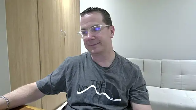 Snapshot of BrettJ81 chatting on September 9, 2025, 4:27 pm BrettJ81 online show from September 9, 2025, 4:27 pm