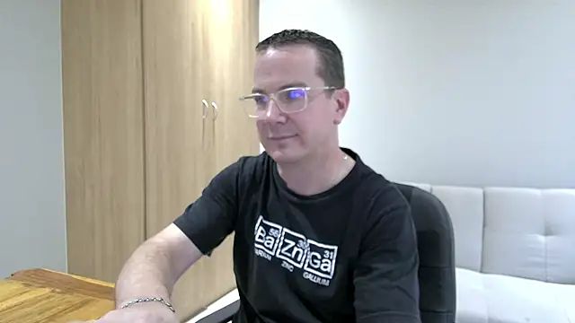 Snapshot of BrettJ81 chatting on March 6, 2025, 3:13 pm BrettJ81 online show from March 6, 2025, 3:13 pm