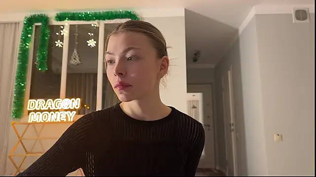 Aliceimhorny online show from December 4, 2024, 1:58 pm