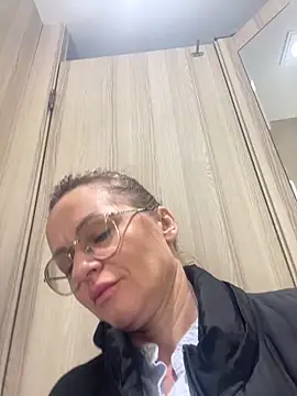 mommy nadin online show from February 16, 2026, 8:02 am