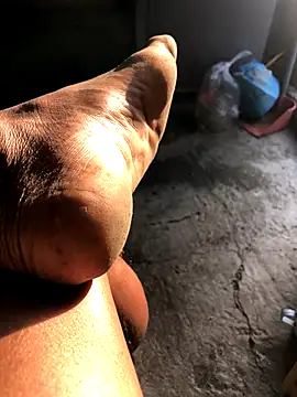 kvr27 online show from December 14, 2025, 12:11 pm