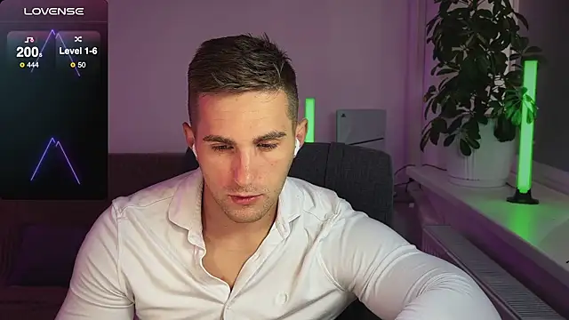 Sweeet  boy online show from September 13, 2025, 9:09 am
