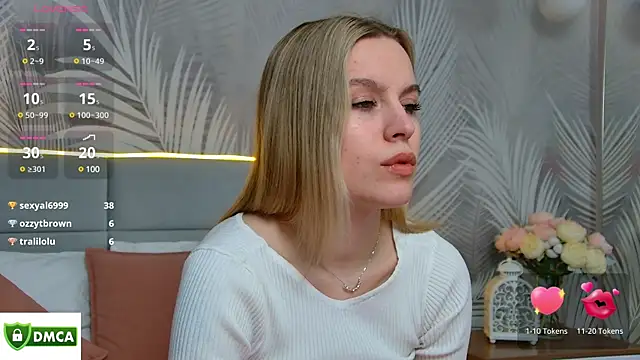 Snapshot of AmaliaBell chatting on January 25, 2025, 8:00 pm AmaliaBell online show from January 25, 2025, 8:00 pm